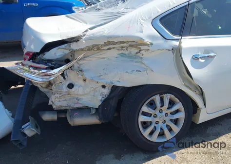 2017 Nissan Altima 2.5 S из США, поврежденный, VIN 1N4AL3AP4HC252391